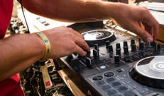 Dj mengpaneel