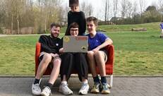 leiding aan hun computer