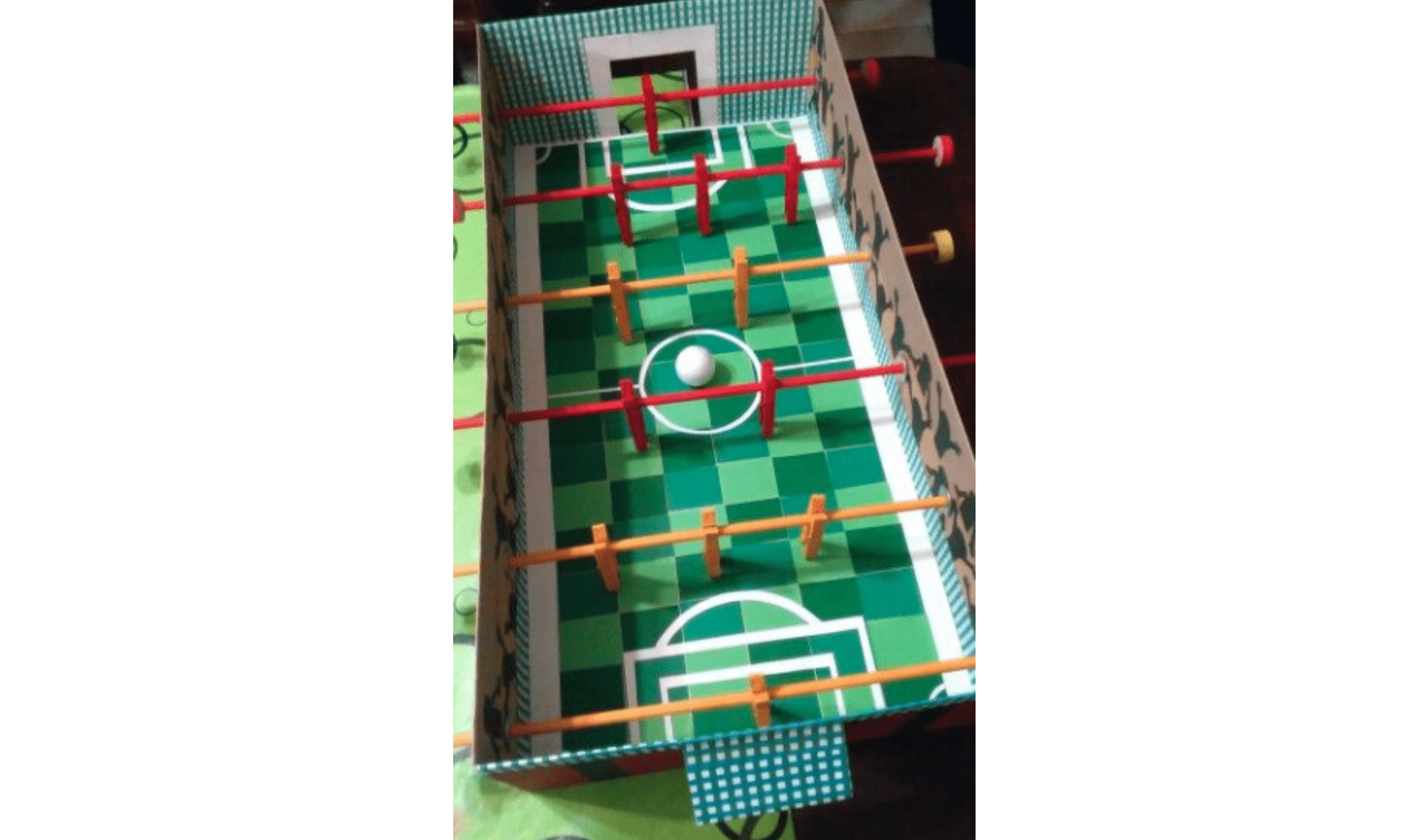 DIY tafelvoetbal