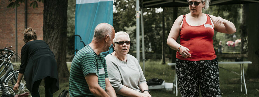 Ouders op een stoel