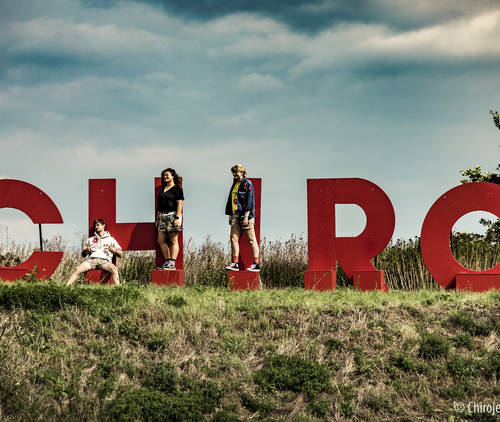 Leiding bij Chirologo