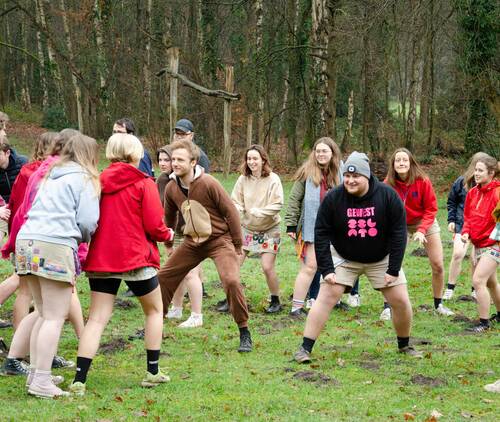 Spelletje spelen op Chirocursus