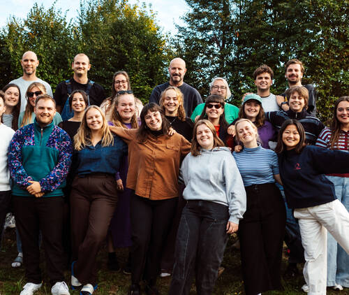 Alle beroepskrachten van de jeugdbeweging bij elkaar.